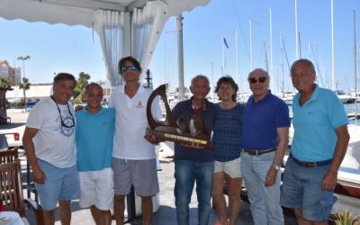 El trofeo Cabo San Antonio vuelve a las vitrinas del Club Náutico de Jávea