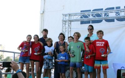 Un centenar de regatistas participan en el primer trofeo de la Semana de la Vela del Club Náutico de Jávea