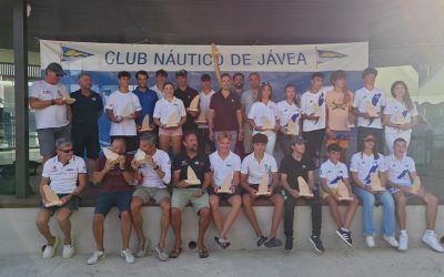 62 regatistas compiten en nuestra bahía durante la segunda prueba de la Copa Autonómica de Windsurf 2024