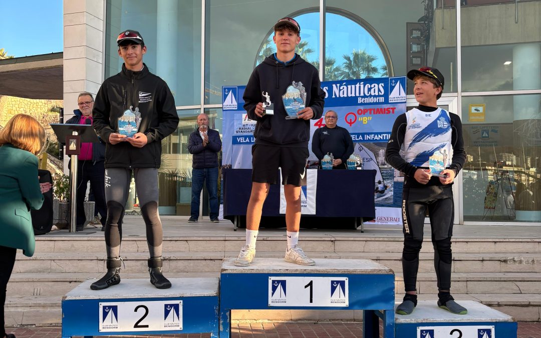 Raül Martínez 2º en la general y 1º en Sub16 de ILCA 4 durante las 51º Navidades Náuticas