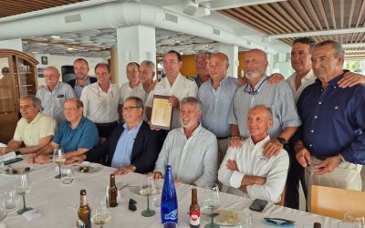 Arturo Miquel asiste a la reunión en homenaje al Comandante Naval de Alicante Joaquín Vergara