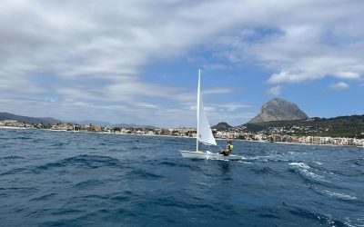 ¡Nuestros cursillos de verano de vela y remo ya están en marcha!