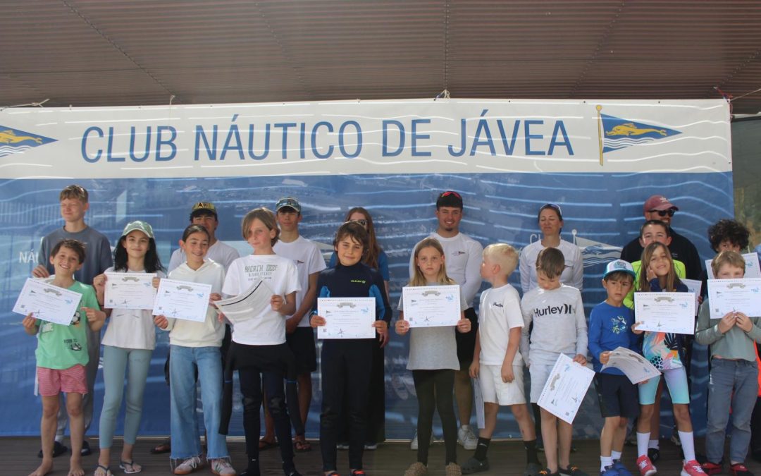 Ponemos fin de nuestros cursillos de Pascua tras dos grandes semanas de aprendizaje en el mar