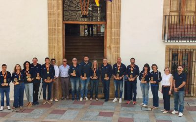 El Ayuntamiento de Xàbia recibe a nuestro equipo de remo tras proclamarse campeón de España