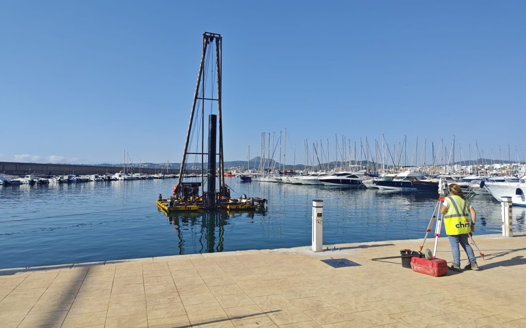 Atención con las obras: navegar en la dársena con precaución